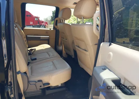 2016 Ford F-250 Lariat z USA, uszkodzony, nr VIN 1FT7W2BT2GEB59082